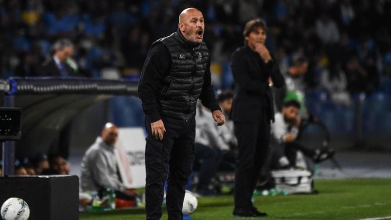 Napoli, ore decisive per il nuovo allenatore: Italiano incontra il Bologna, resiste la pista Allegri