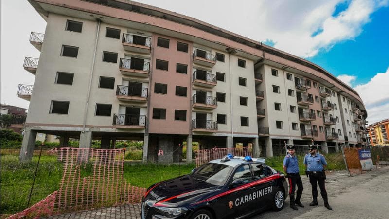 Napoli, il racconto di Karen: “Quell’uomo mi aggredì dopo i due femminicidi”