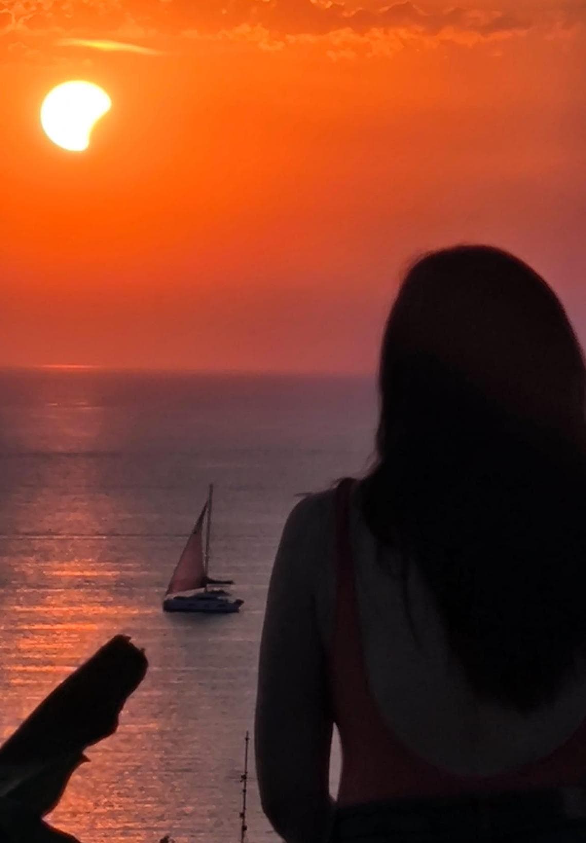 L'eclissi vista a Ischia, in uno scatto di Giovanni Pacchiano