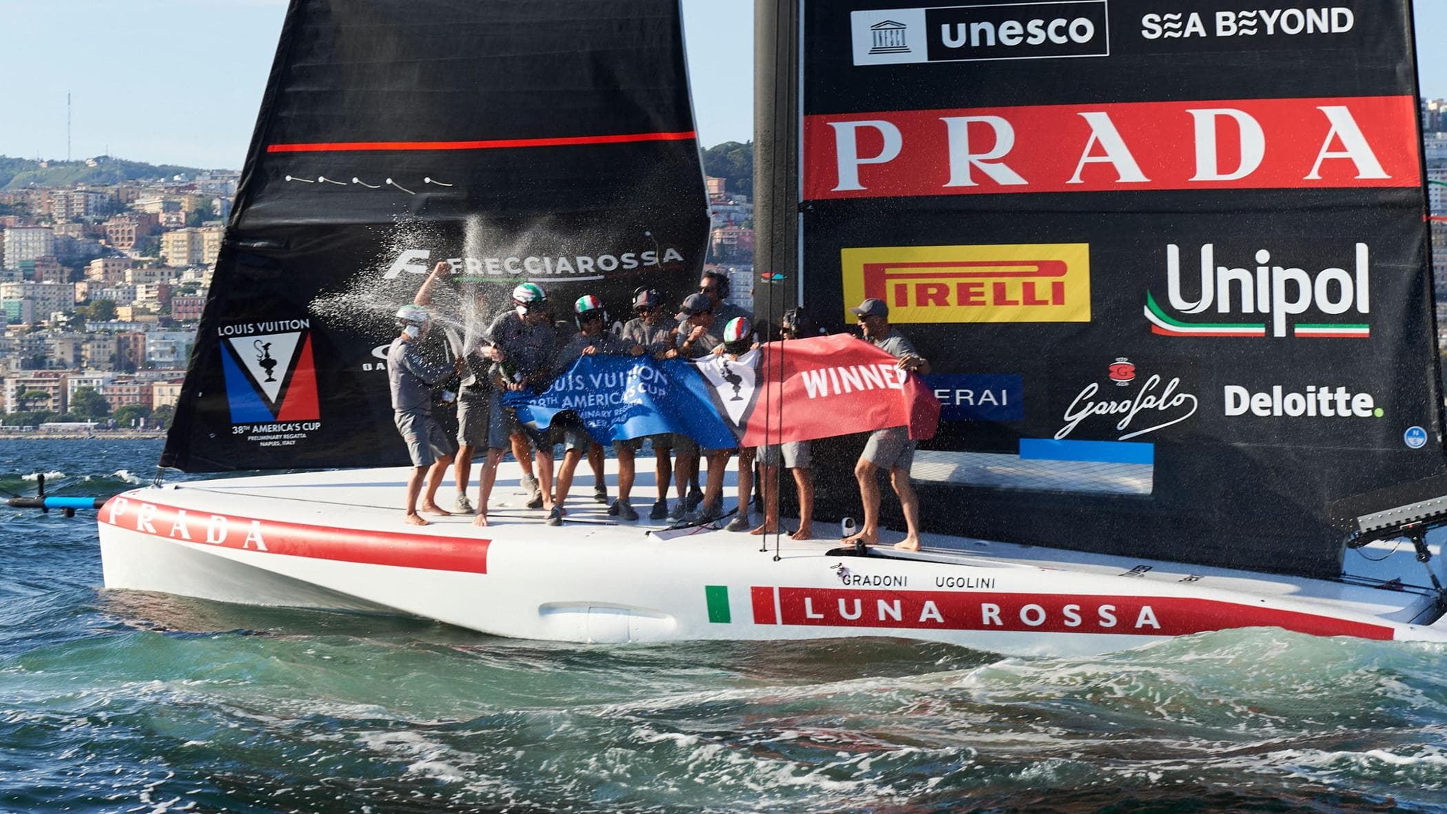 Coppa America, ho visto Luna Rossa: il golfo diventa uno stadio