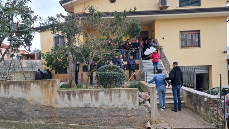 Uccise la moglie e il figlio con una pietra nel Beneventano: condannato all'ergastolo