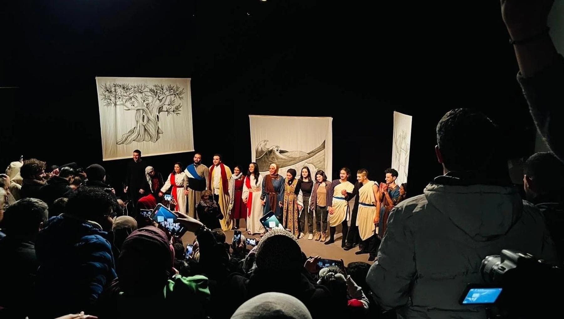 Anqa: da Napoli a Gaza, teatro diffuso per la Palestina sul palco di ...