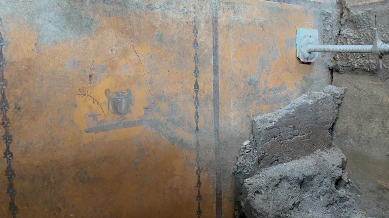 Image accompanying Pompei, gli scavi nella domus che ha restituito oggetti di uso femminile, from la Repubblica