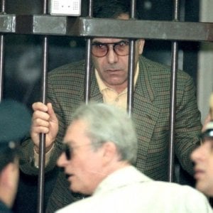 Processo Trattativa Stato-mafia, Bagarella morde agente. Entrambi ...