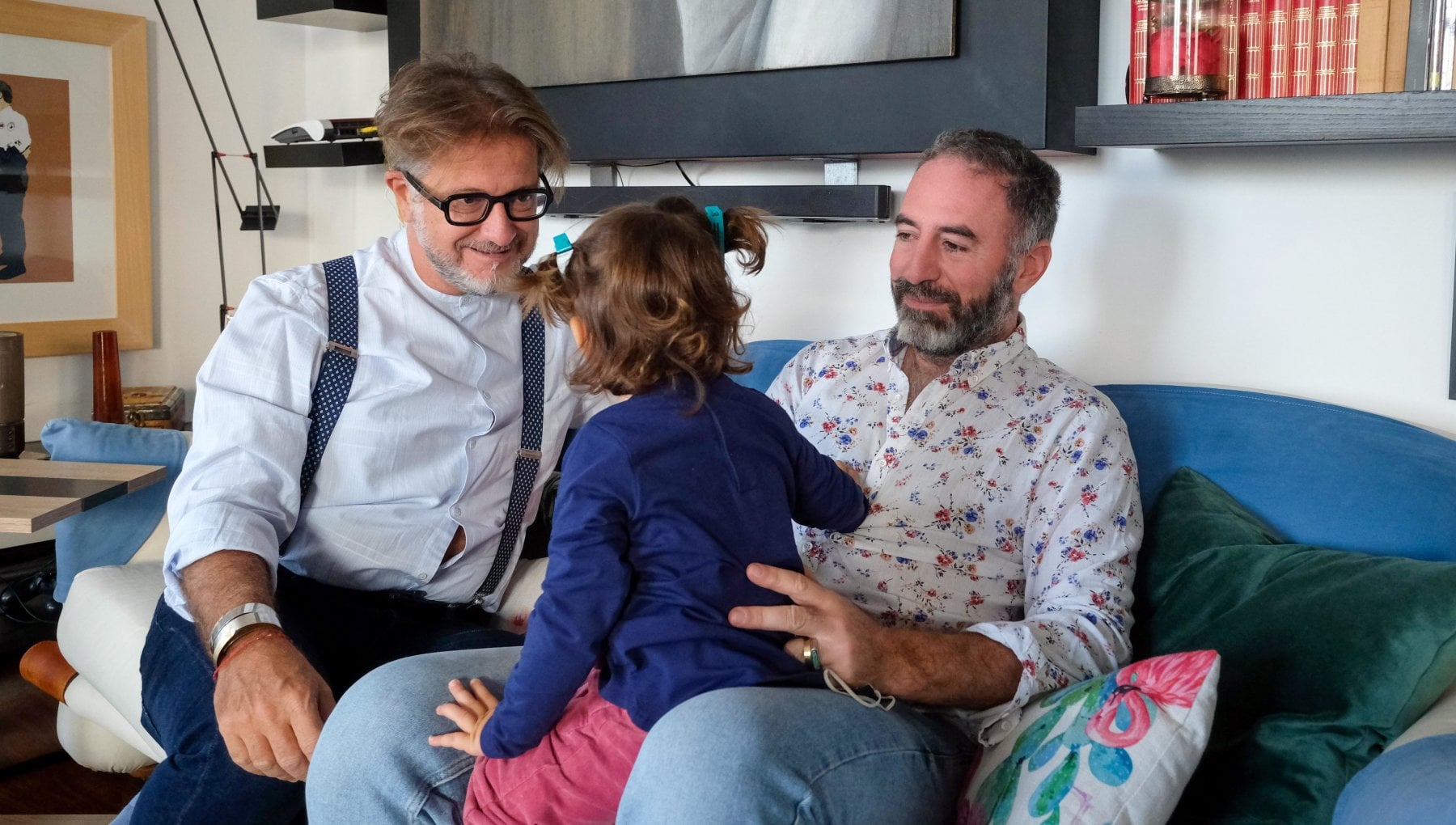 La figlia di due papà e l'odissea per i documenti - la Repubblica