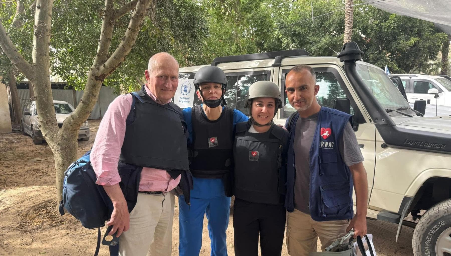 Ha operato i bambini di Gaza sotto le bombe: chirurga siciliana nominata cavaliera della Repubblica