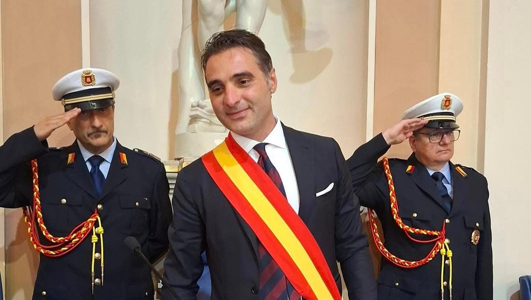 Caltanissetta, FdI sospende il presidente del Consiglio: è socio di una ditta interdetta per mafia