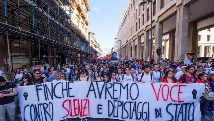 il corteo per la commemorazione della strage di Capaci&nbsp; (foto Igor Petyx)
