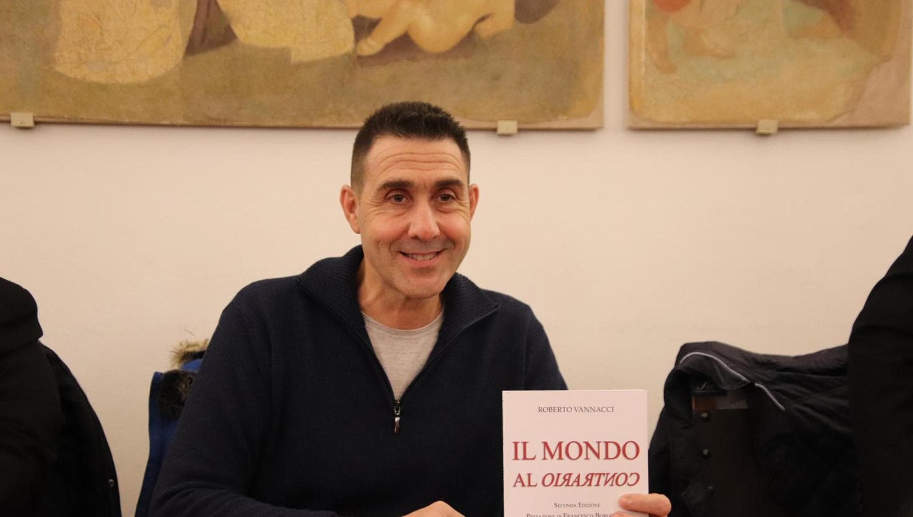 “Poliziotti fra i dirigenti di Vannacci”: un nuovo caso per Fn, esposto in Procura