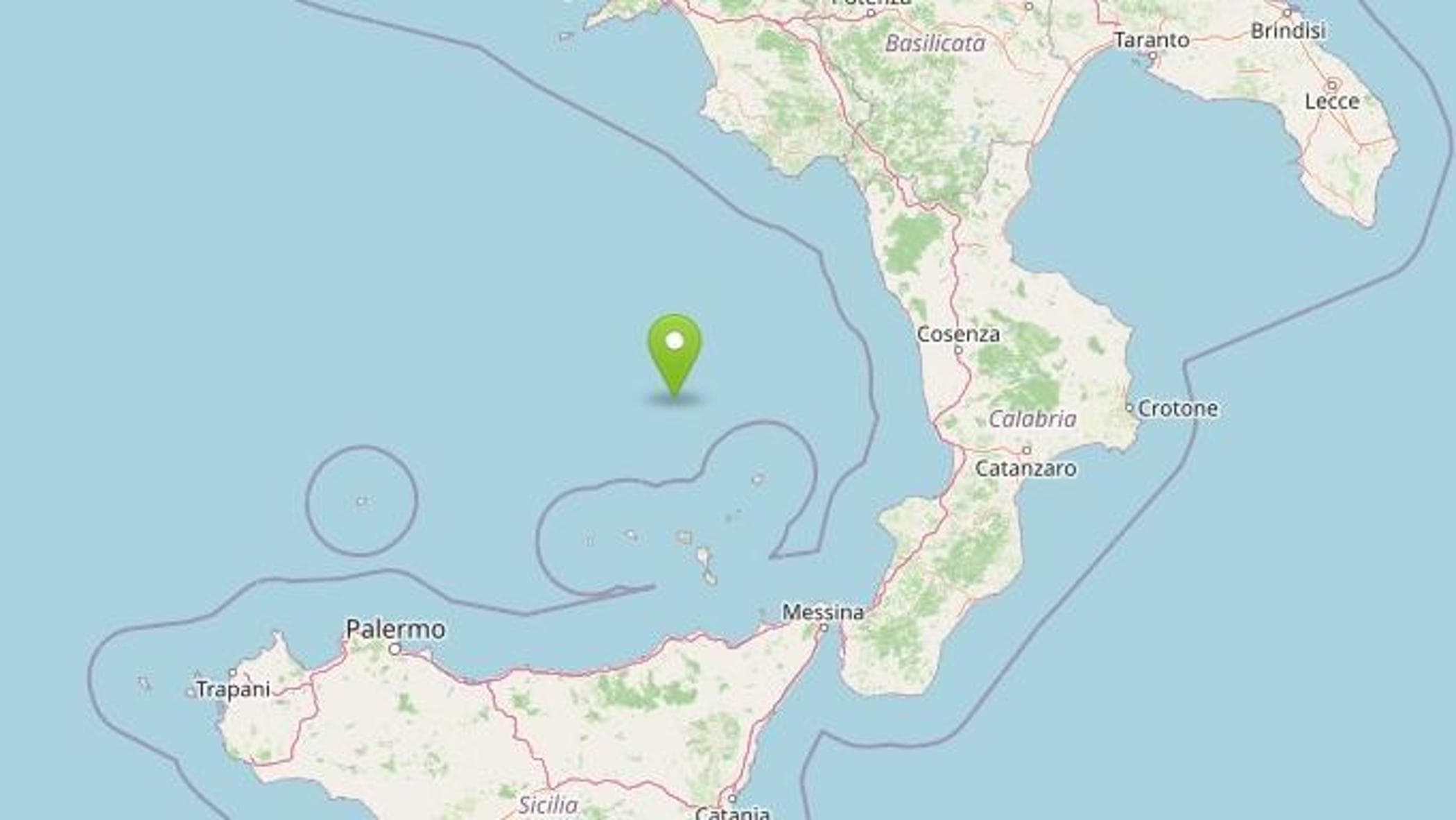 terremoto di magnitudo 47 al largo delle isole eolie da Palermo.repubblica.it terremoto di magnitudo 47 al largo delle isole eolie
