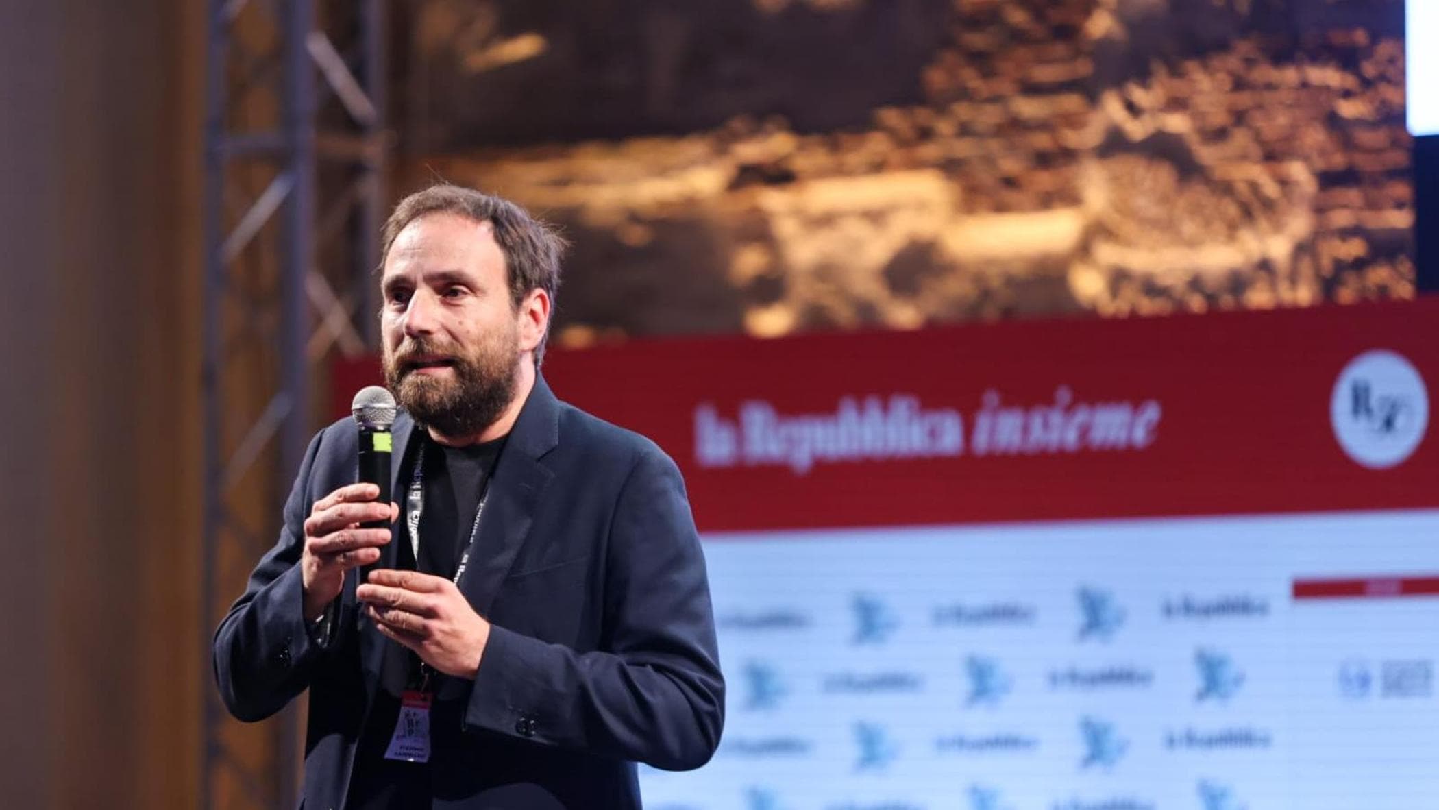 repubblica insieme de lucia sicurezza tema centrale altrove non si spara coi kalashnikov da Palermo.repubblica.it repubblica insieme de lucia sicurezza tema centrale altrove non si spara coi kalashnikov