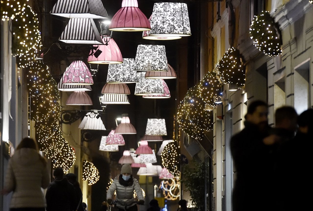 Natale A Parma Accese Le Luminarie Foto La Repubblica