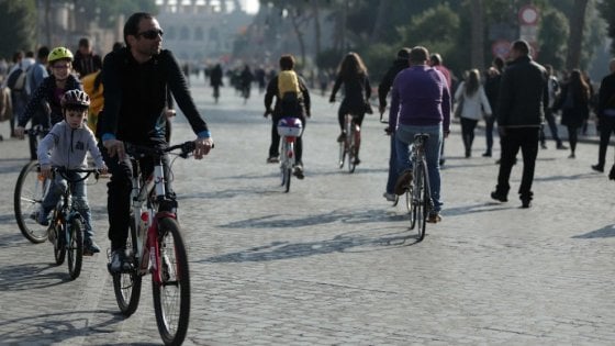 Roma, domenica 15 settembre torna Vialibera: 15 chilometri a piedi o in  bicicletta - la Repubblica