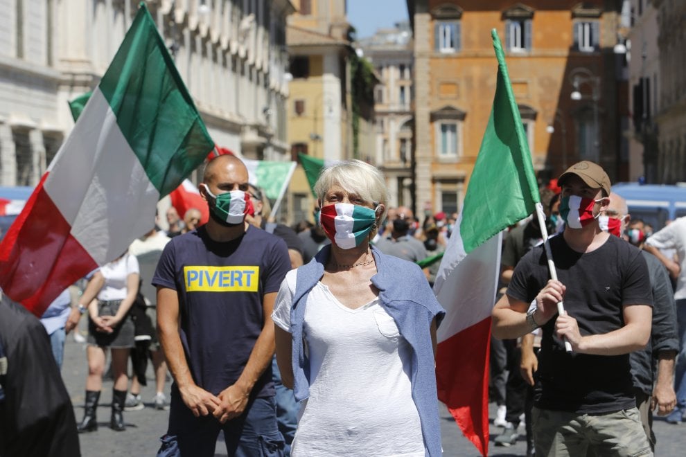 Differenza Tra Casapound E Forza Nuova