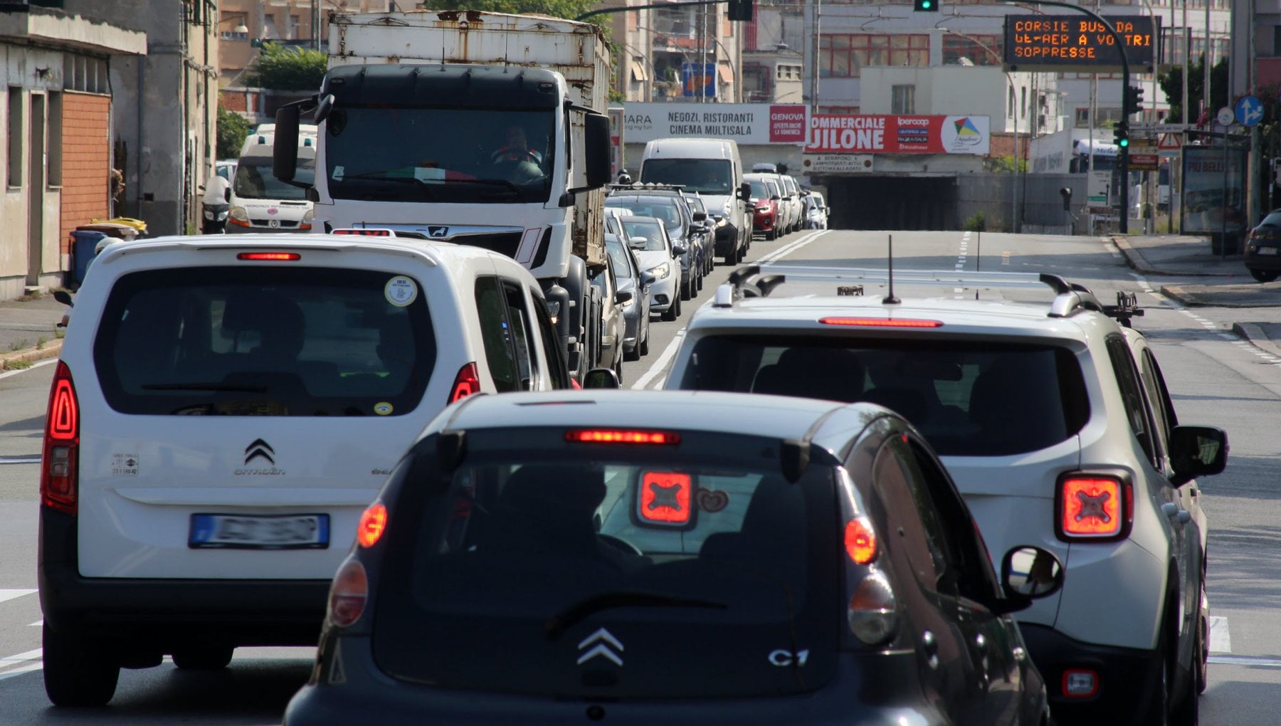 Maltempo Lazio, ultimo fine settimana di vacanza tra nuvole e piogge. Temporale a Roma: al via controesodo estivo da bollino rosso - Vimarsana News