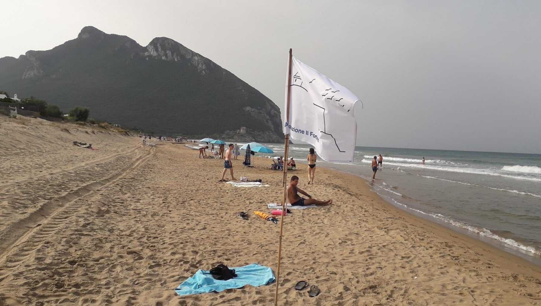 Accessi al mare, vip sconfitti a Sabaudia: il varco utilizzato da Moravia resta aperto a tutti - Vimarsana News