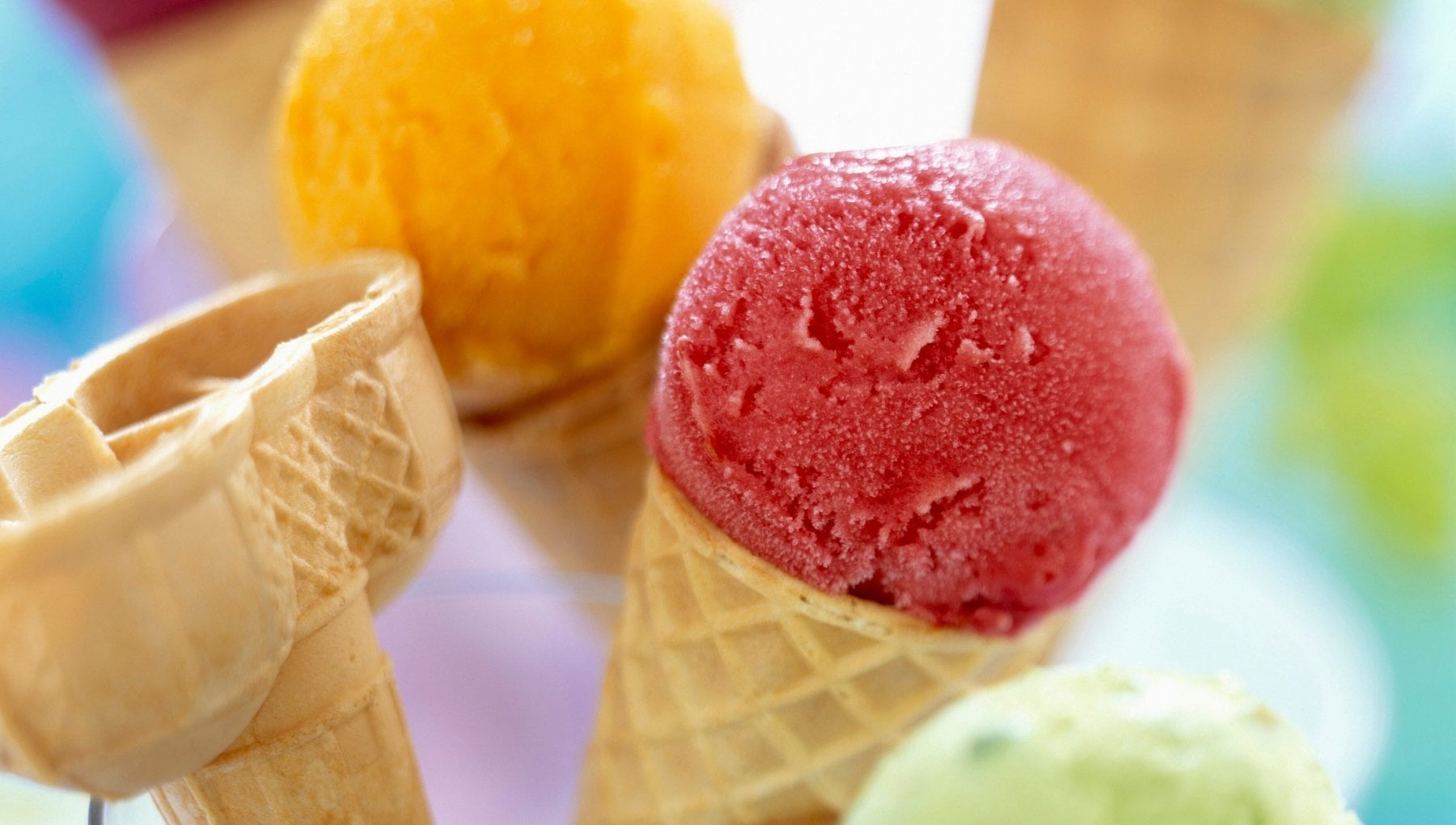Gusto alla mortadella o alla cacio e pepe: l'ultima frontiera del gelato gourmet - Vimarsana News