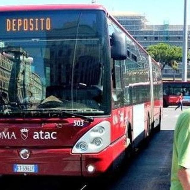 Toplu taşıma, Salvini 15 Aralık’taki grevin 4 saate indirilmesine yönelik yönetmeliği imzaladı