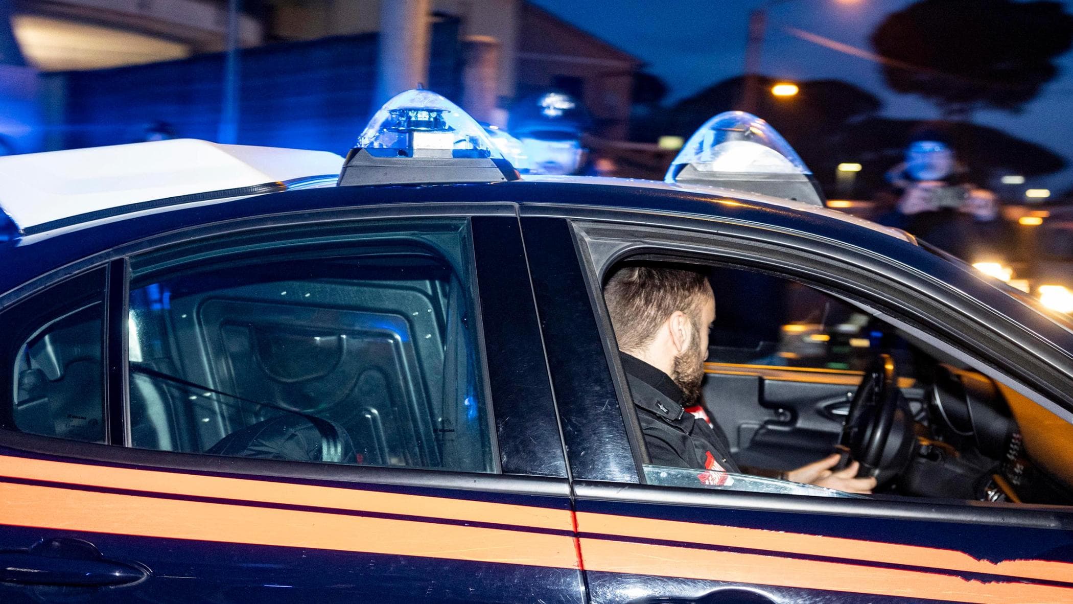 Dai silenzi ai messaggi sul Whatsapp della moglie: i depistaggi di Claudio Carlomagno