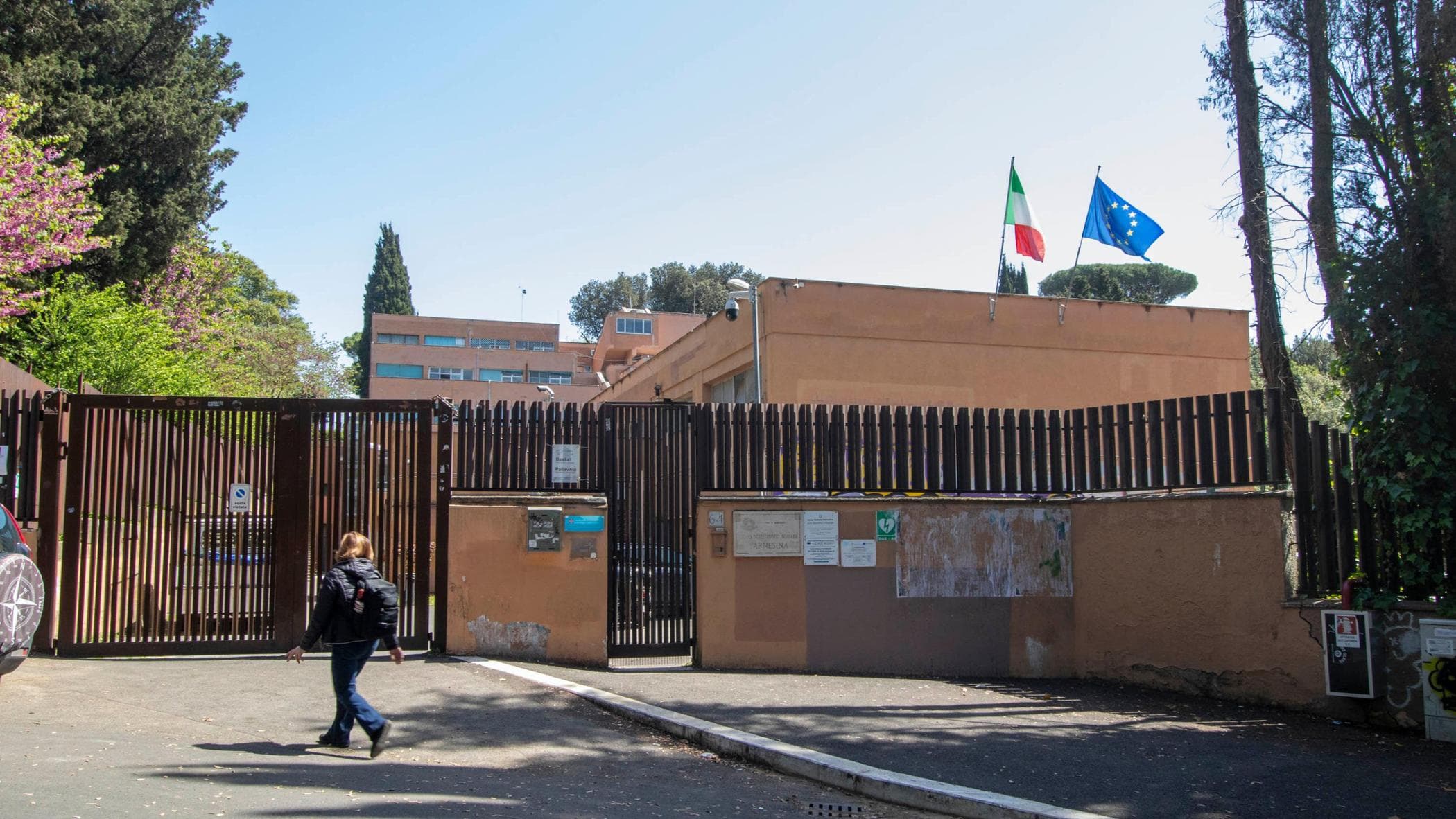 “Liceale abusata alla festa”. All’Istituto Farnesina spunta un’altra lista stupri