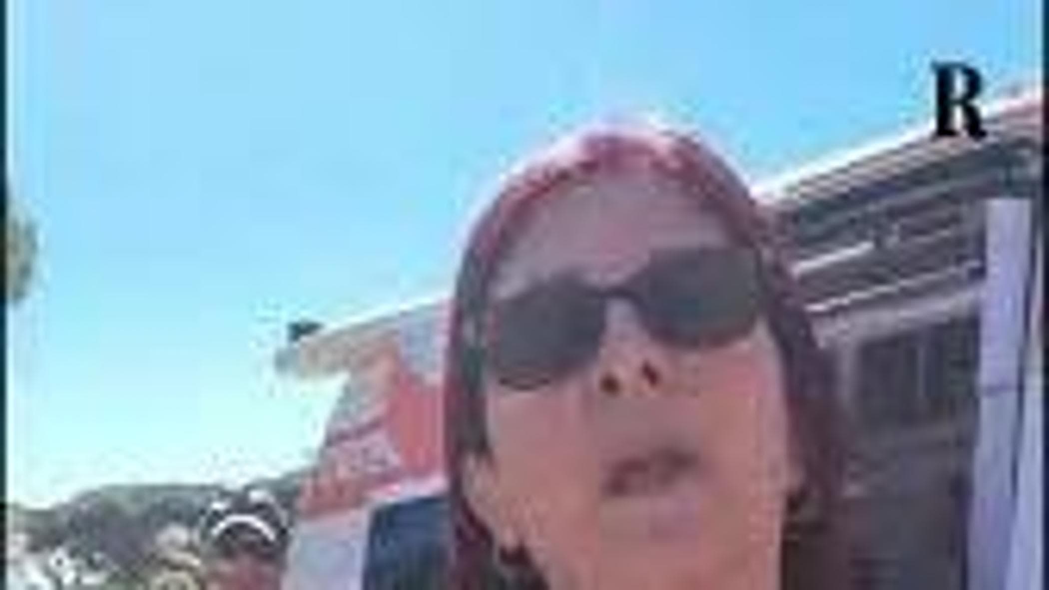 La donna colpita: “Ha preso la mira e sparato più volte. Sono scossa ma anche indignata”