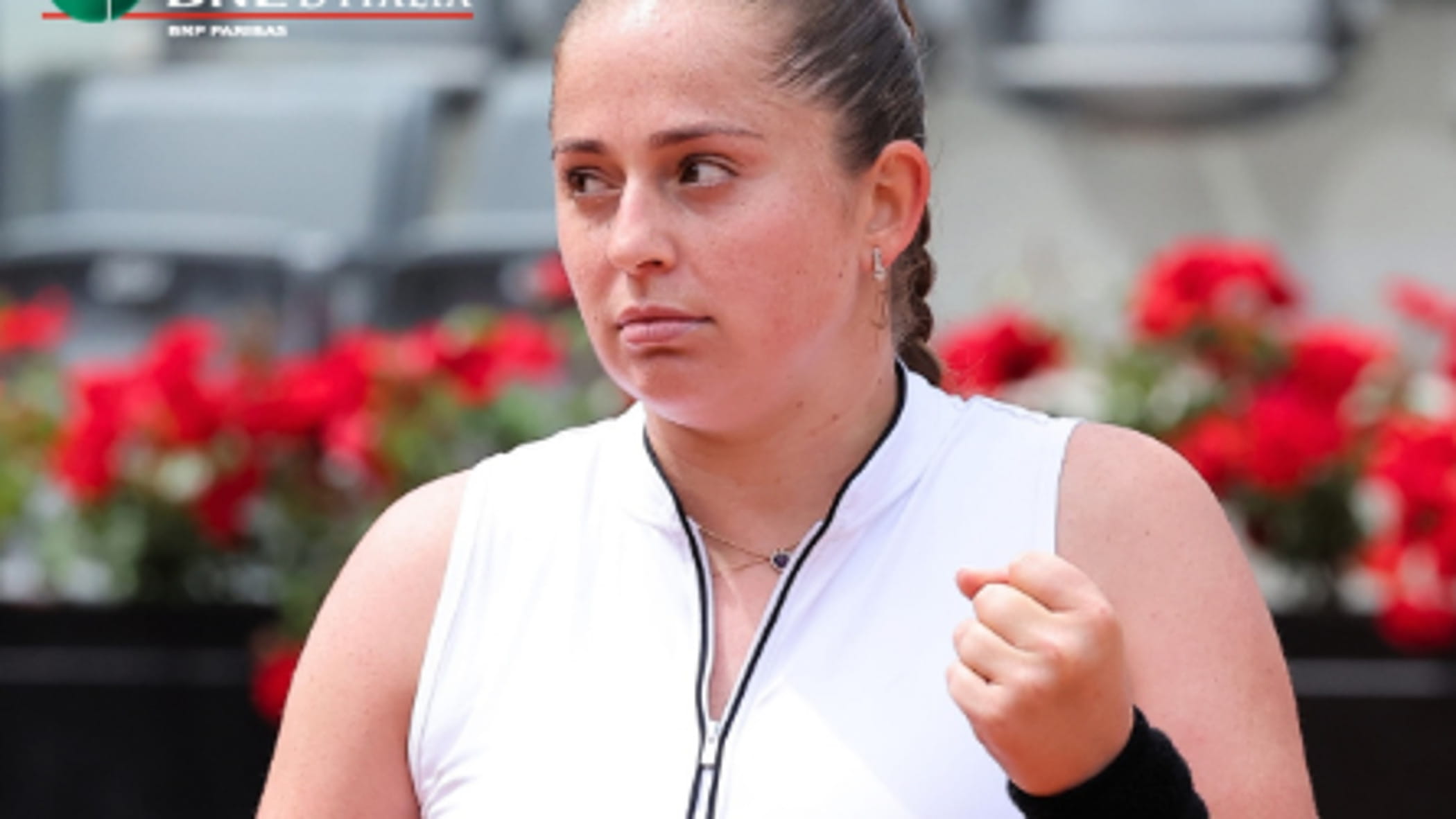 Internazionali di tennis, Ostapenko vittima di body shaming: “Ti sei divorata l’avversaria?”