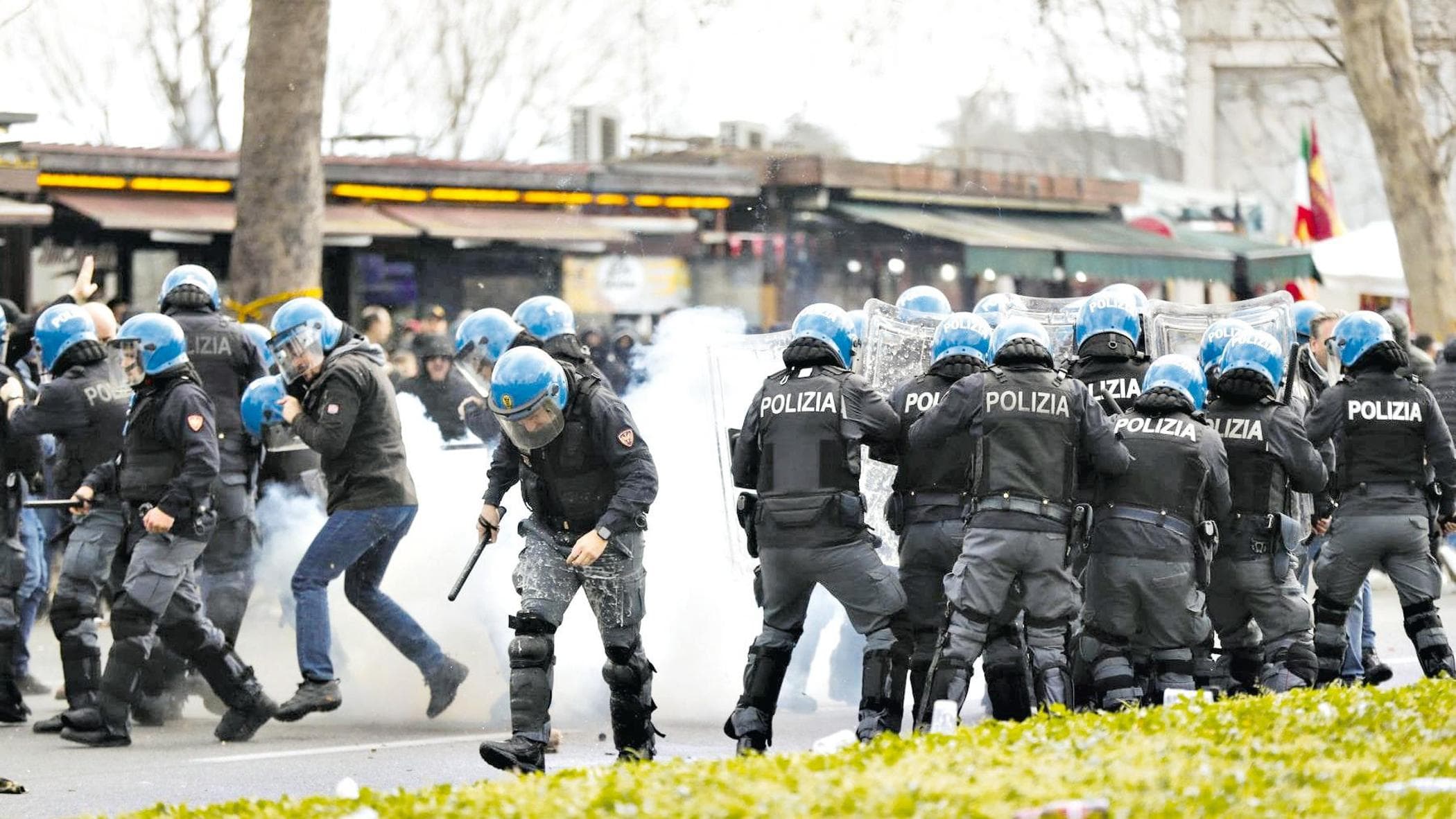 Derby e Internazionali, Foro Italico e ponte Milvio blindati: migliaia di agenti in strada