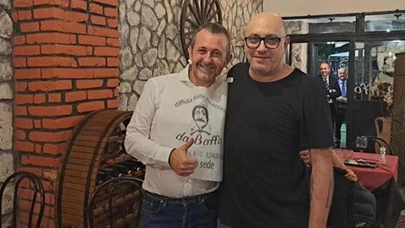 Politica e criminalità: il ruolo osceno delle chat tra Delmastro e Caroccia
