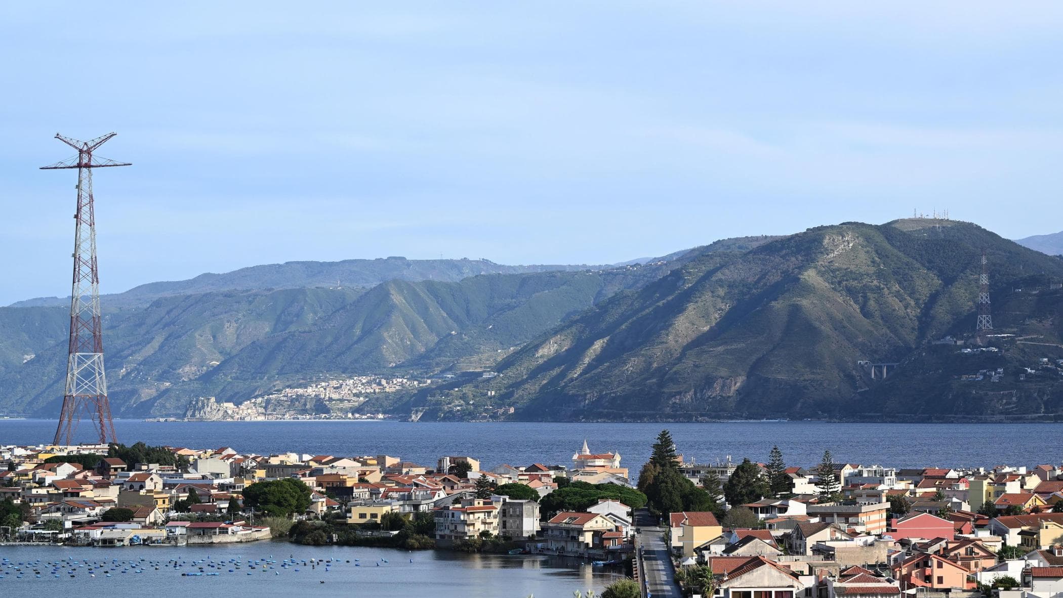 Ponte sullo Stretto, si indaga per corruzione: coinvolto anc