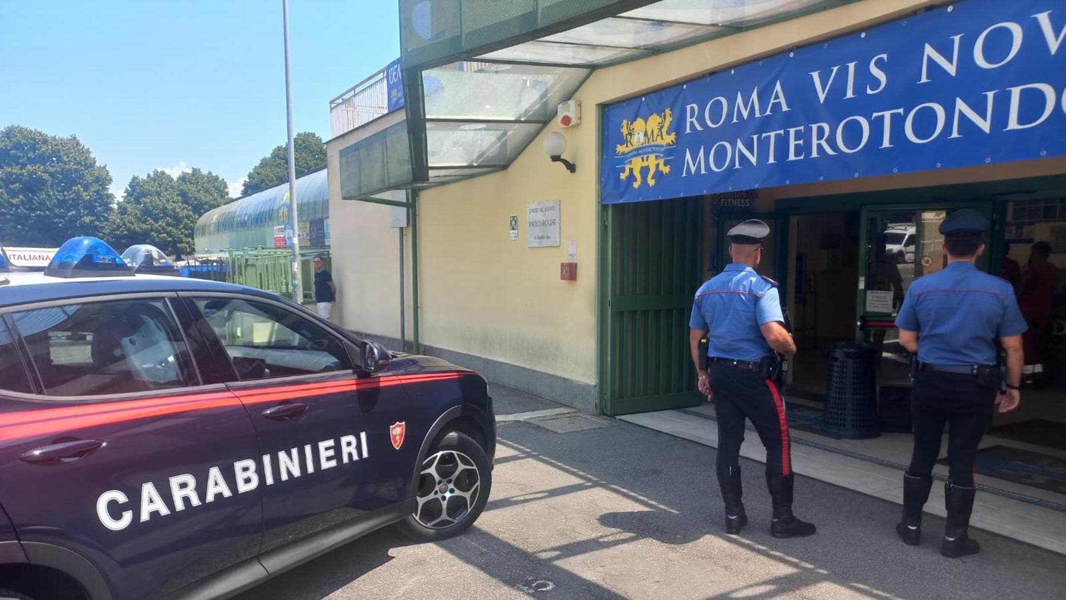 Bimbo di 5 anni muore in piscina a Monterotondo durante il centro estivo: ipotesi malore