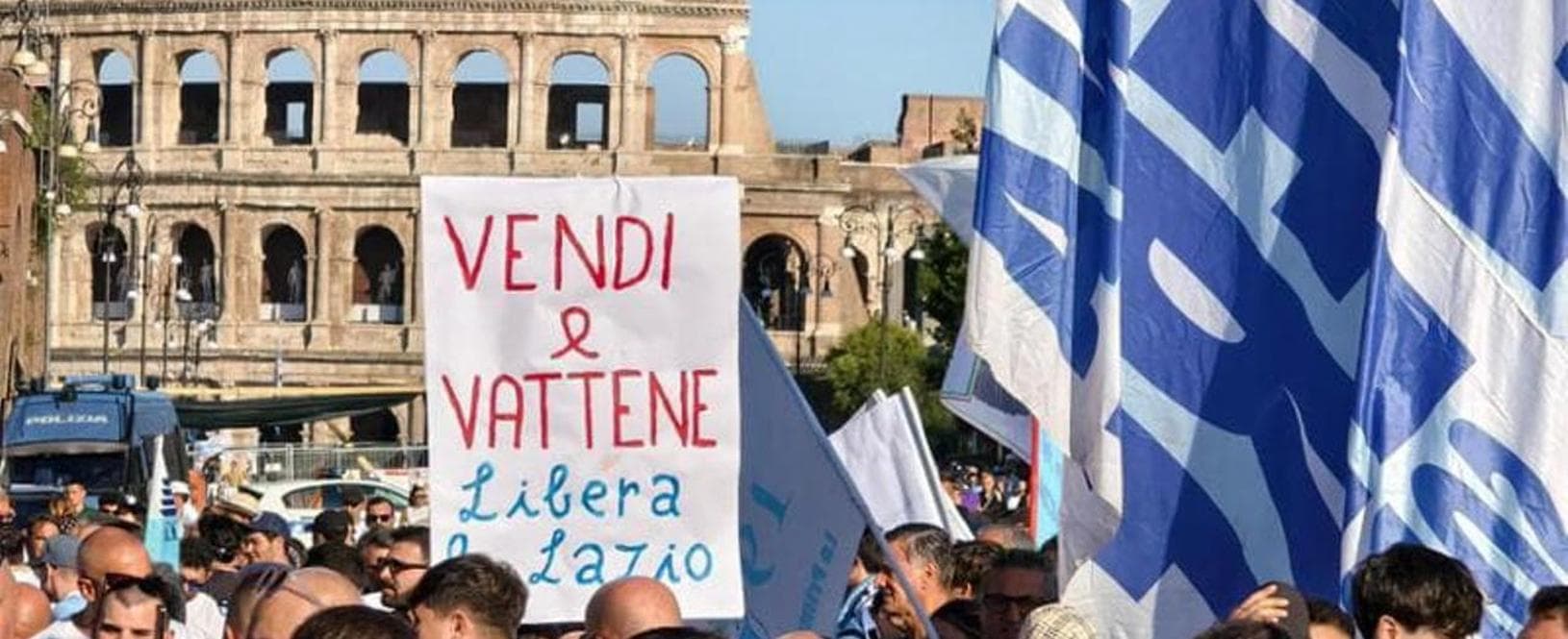 Intreccio di tifo e politica, la sfida della destra romana al presidente senatore