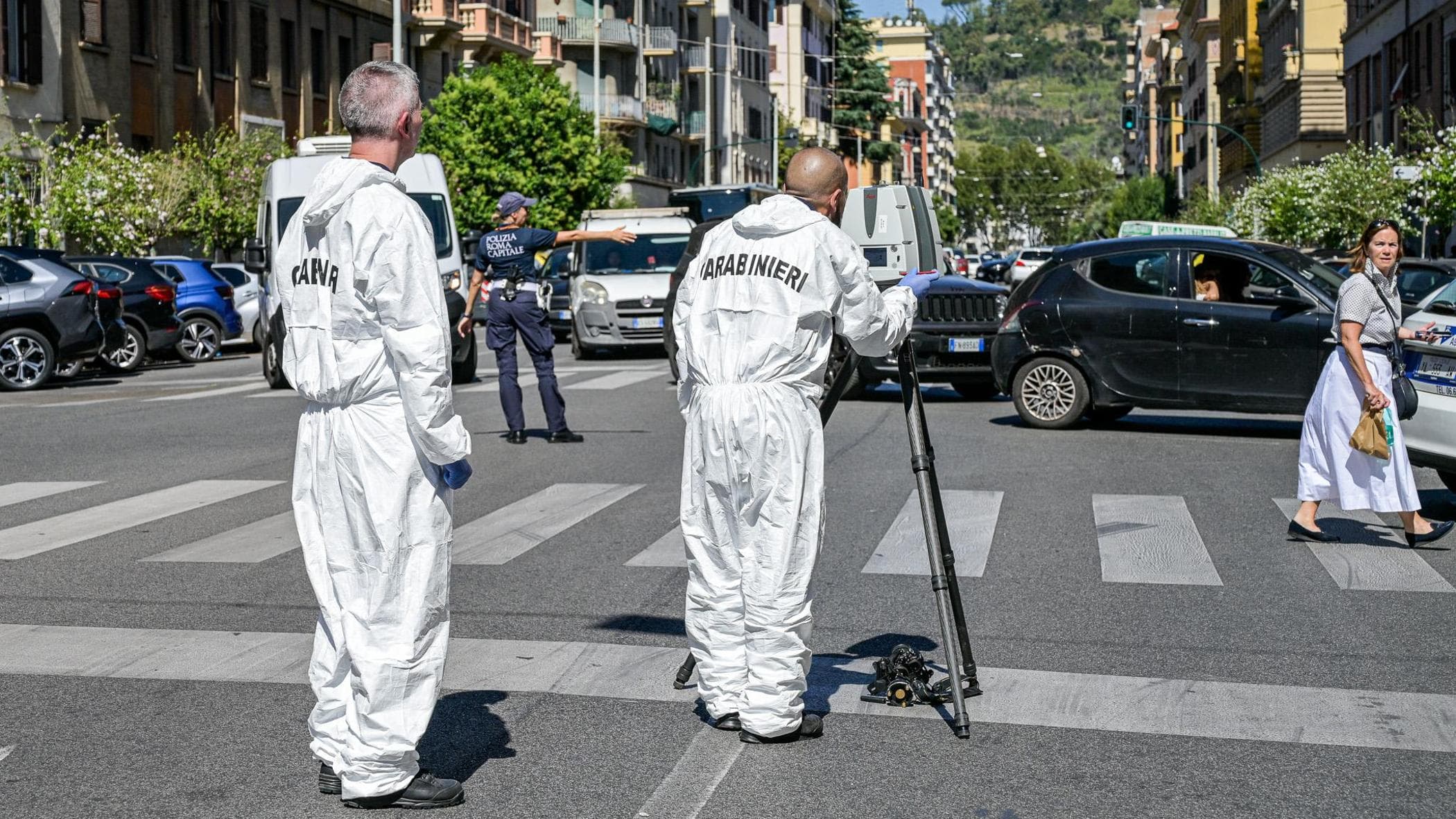 prati si costituisce l8217uomo che ha sparato a due donne in via della giuliana da Roma.repubblica.it prati si costituisce l8217uomo che ha sparato a due donne in via della giuliana