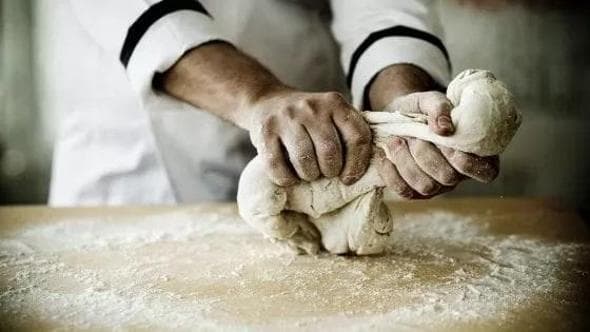 La pizza fatta a casa, a lezione di impasti:

scoprire i segreti

della farina perfetta