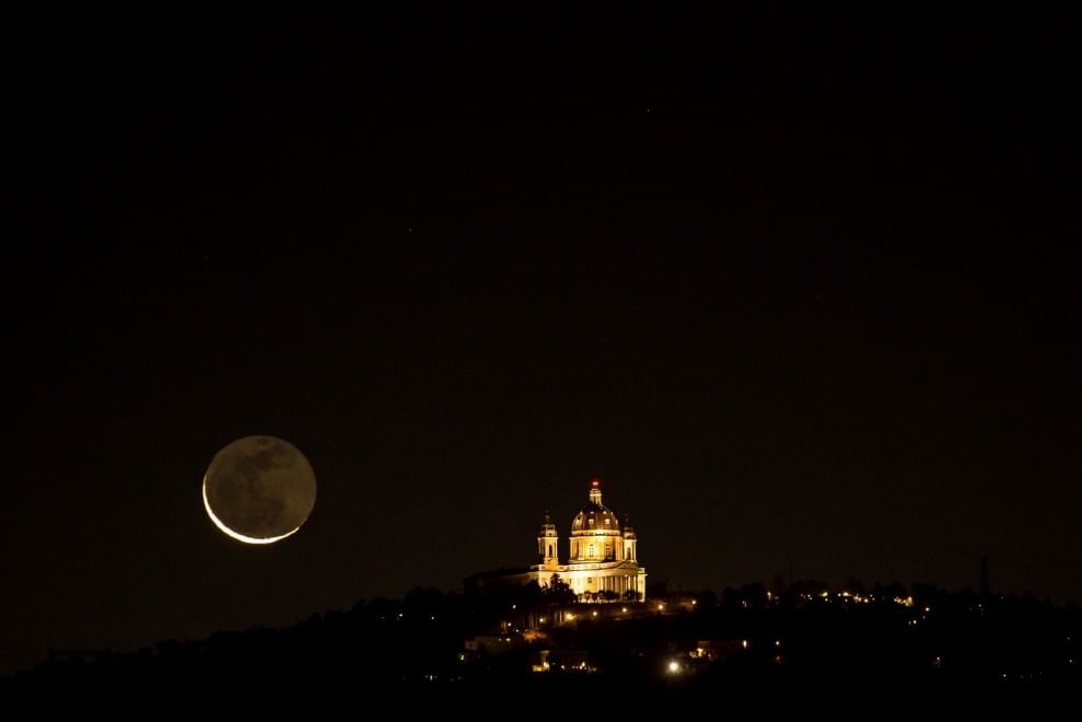 A Che Ora Sorge La Luna Oggi A Bologna
