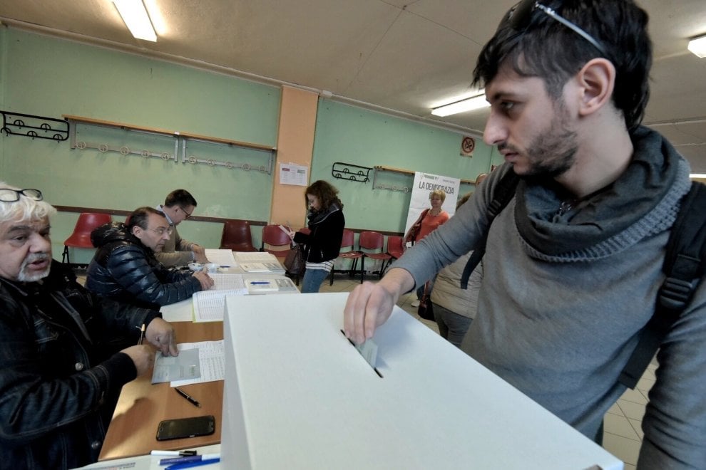 Primarie del Pd a Torino - 1 di 1 - Torino - Repubblica.it