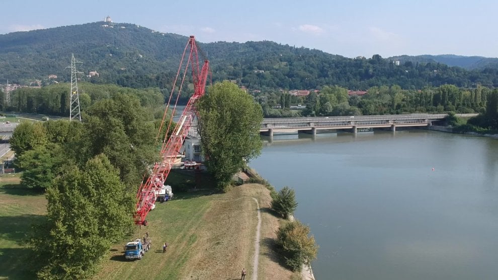 Perché è Caduta La Gru A Torino