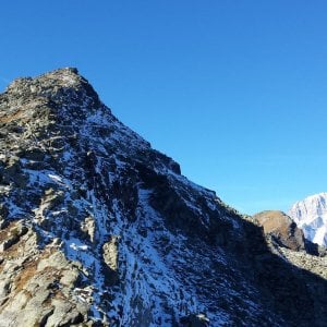Aosta, anziano escursionista cade dal sentiero e muore - la Repubblica