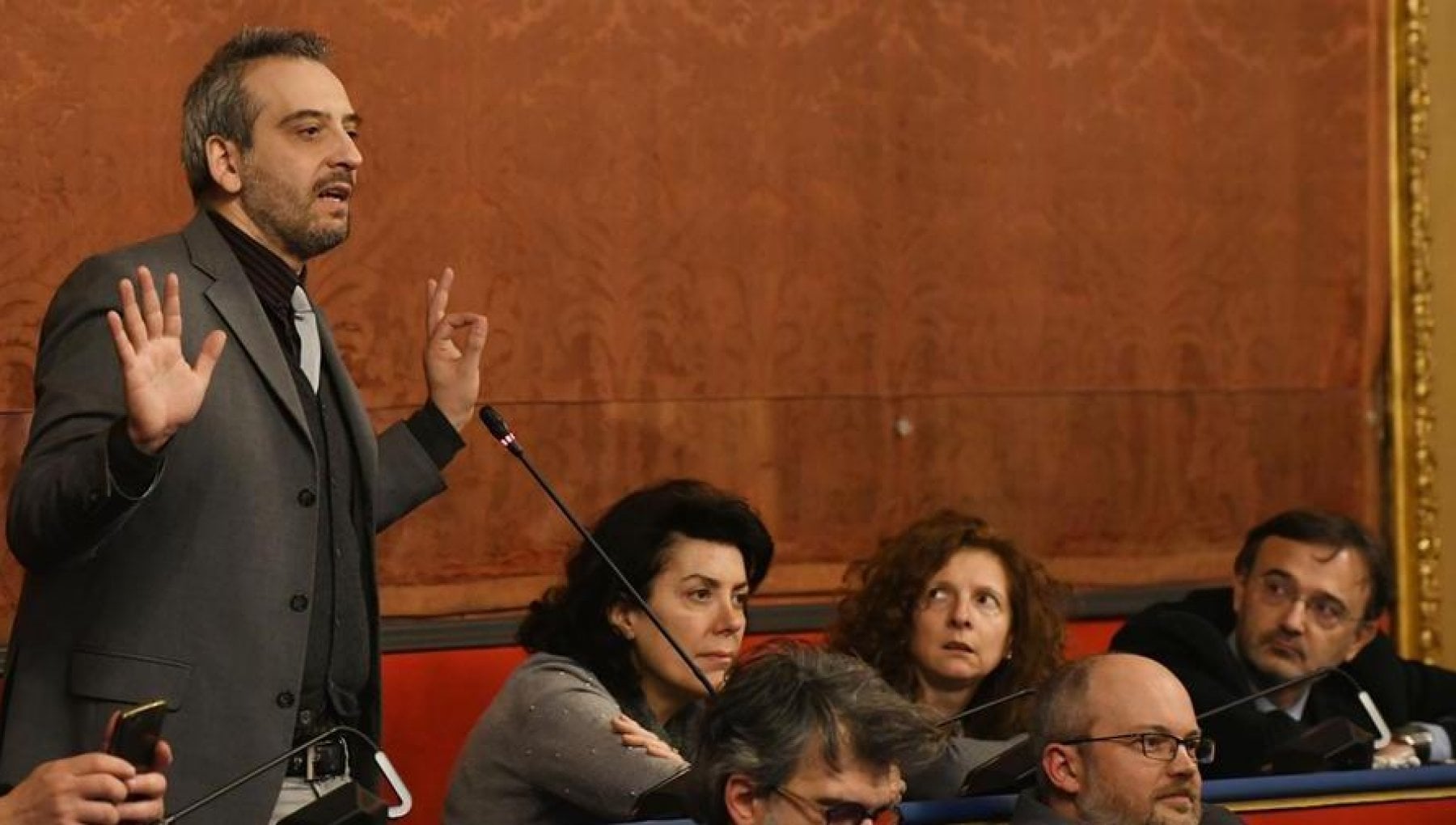 M5S Anche In Comune A Torino Nasce Il Movimento 4 Ottobre Che Riunisce 