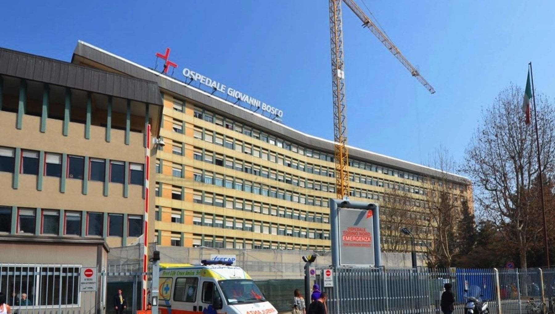 Devasta il pronto soccorso del Giovanni Bosco e aggredisce i medici, arrestato - Vimarsana News