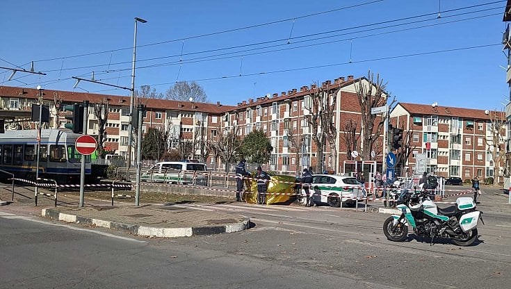 Quartiere Vallette Anziana Investita E Uccisa Da Un Tram Mentre Torna 