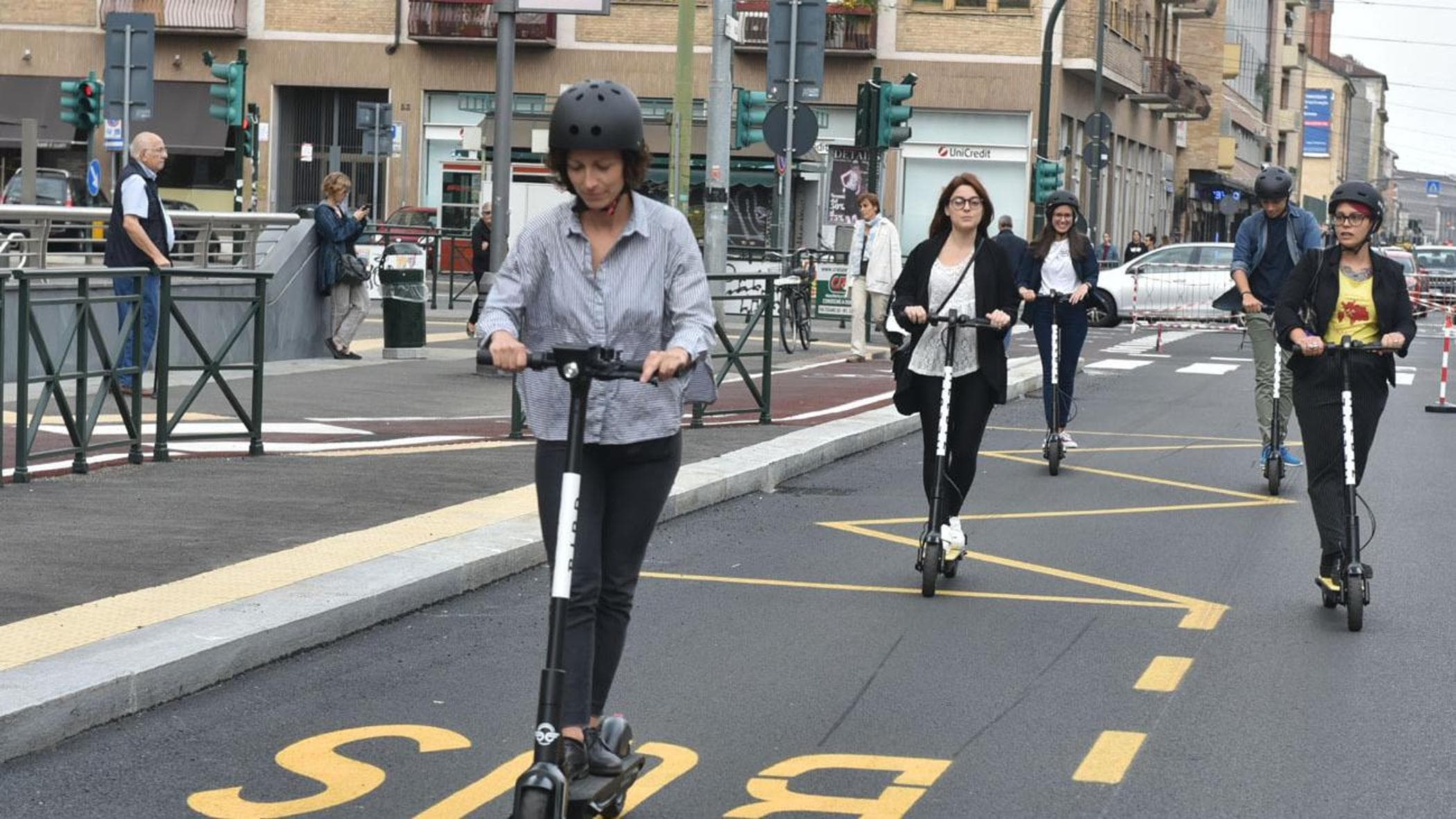 A Torino quasi 300 multe al mese per i monopattini in sharing - la ...