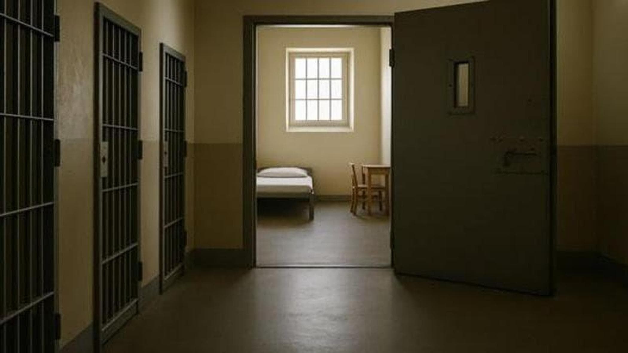Solo nove incontri intimi in tre mesi, la stanza dell’amore resta vuota