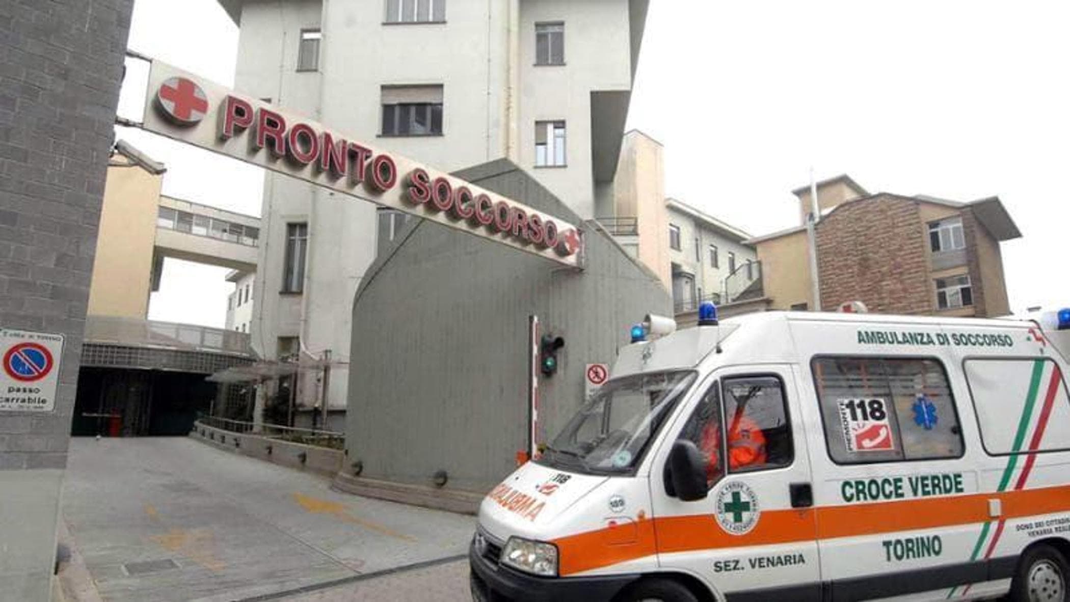 Bimbo di 11 mesi muore soffocato da un boccone mentre la madre è in ospedale per partorire