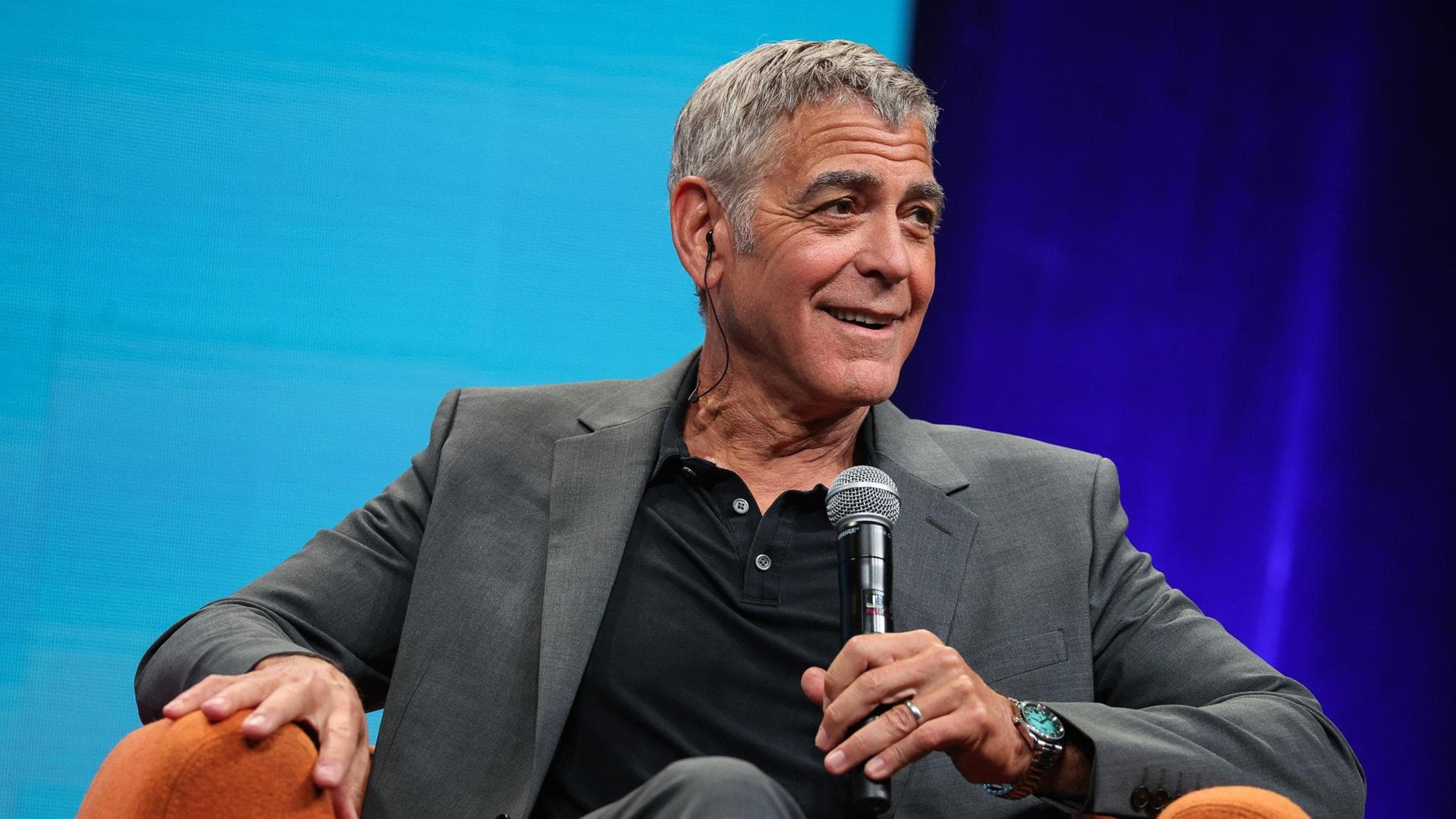 La Casa Bianca di Trump contro Clooney dopo le critiche: “Crimini di guerra? I suoi film terribili”