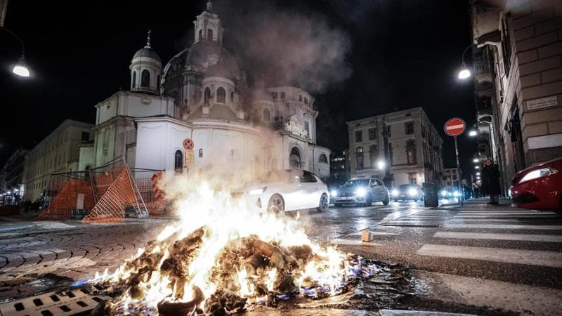 Disordini al corteo per Cospito, 18 anarchici condannati a pene fino a 5 anni e mezzo