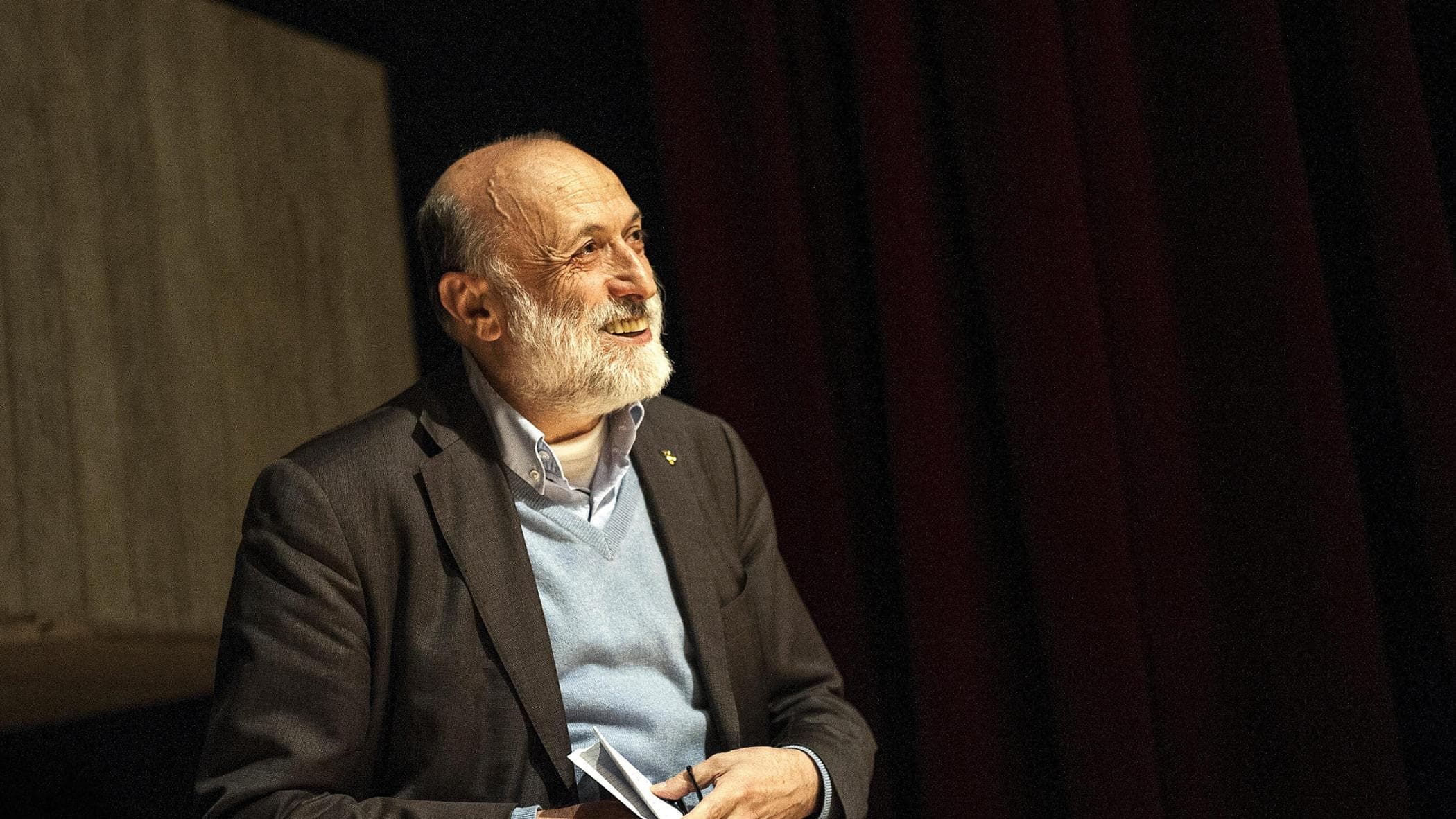 Carlo Petrini, l’intervista sulla sua vita: “Un signorino di 70 anni, nell’amore senza radici”