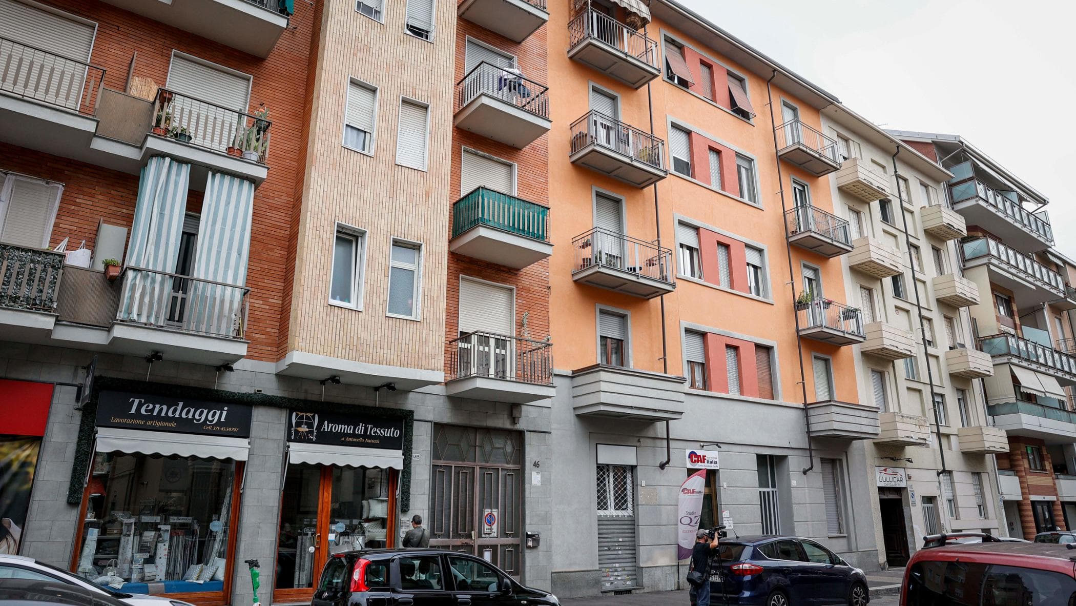 fatto a pezzi nei sacchi neri a casa dell8217insospettabile prof tre fermati l8217ipotesi del festino da Torino.repubblica.it fatto a pezzi nei sacchi neri a casa dell8217insospettabile prof tre fermati l8217ipotesi del festino