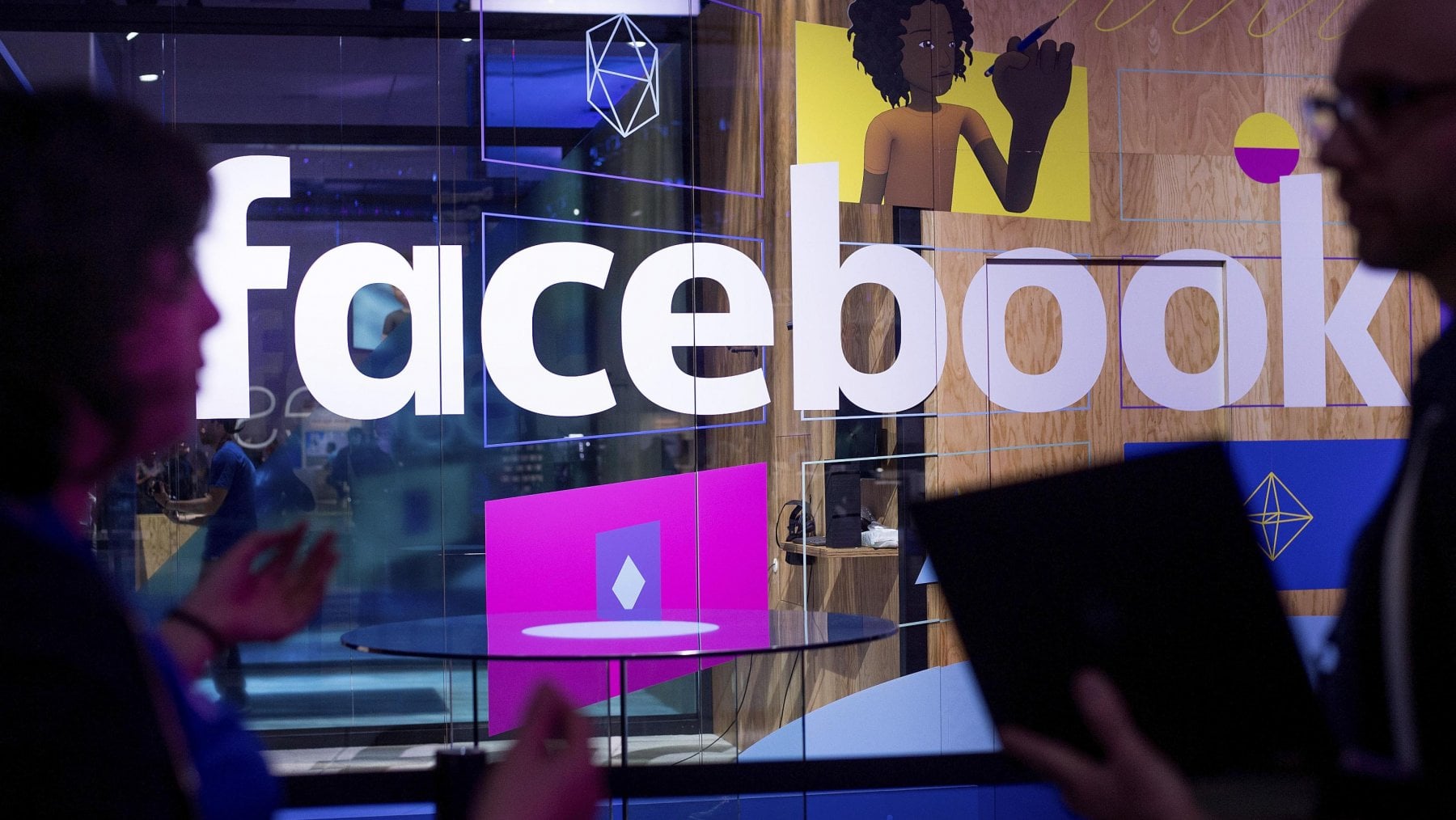 Come difendere i nostri dati da e dentro Facebook
