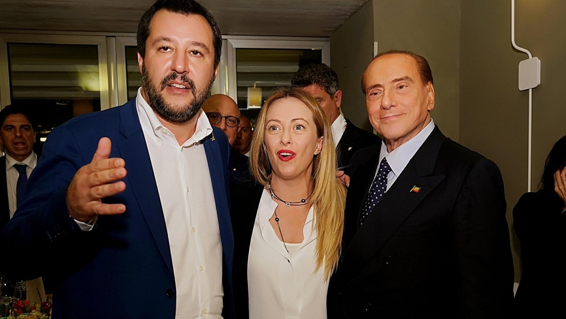 Il Pressing Di Confalonieri Su Berlusconi Ricompatta Il Centrodestra 