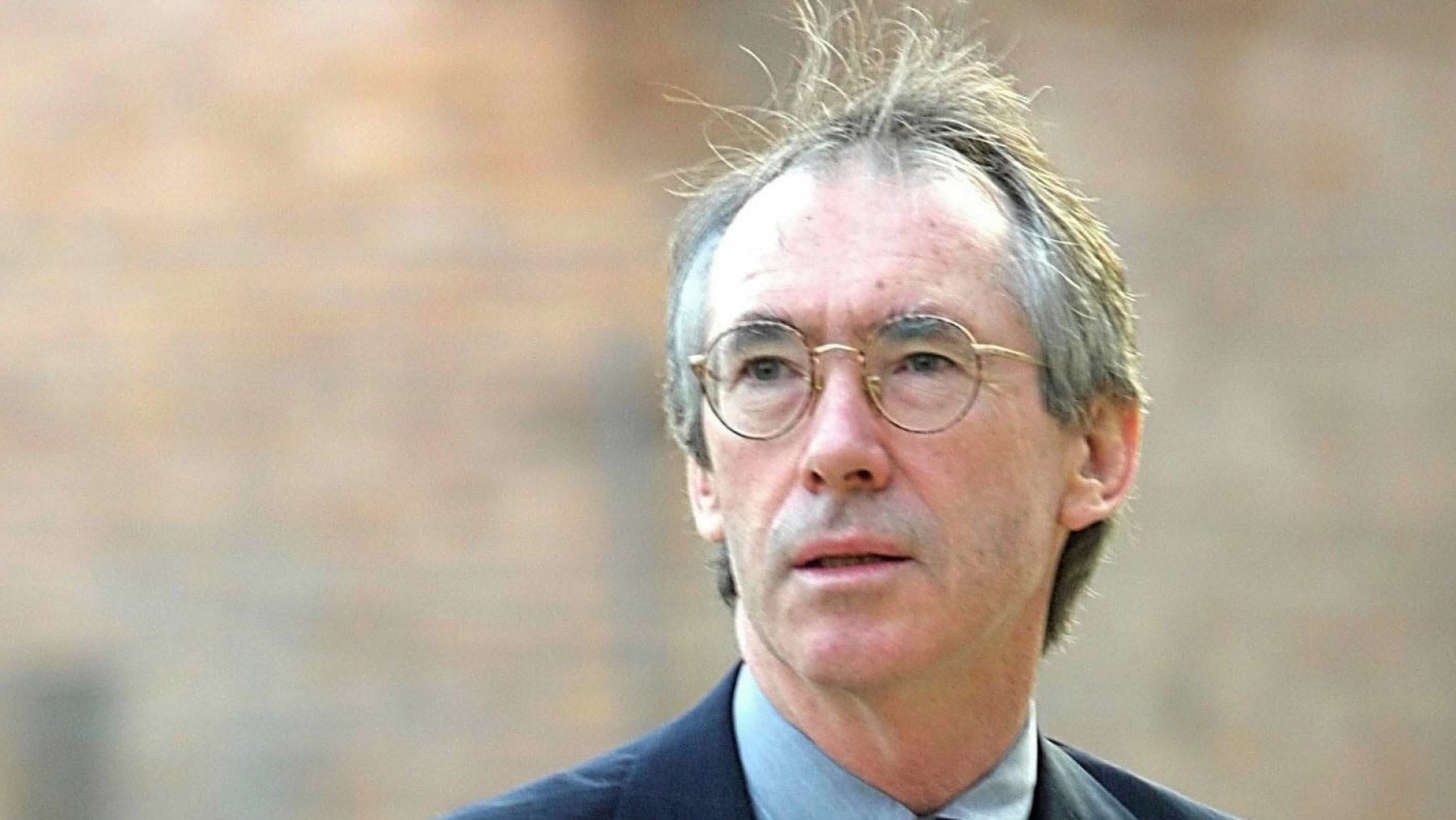 Tanti auguri Ian McEwan, firmato i suoi amici scrittori